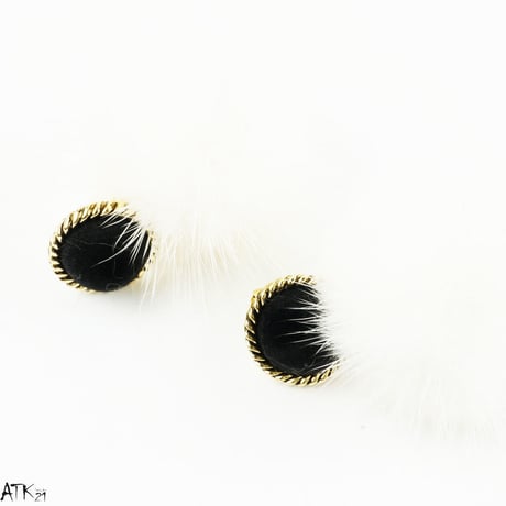 ミンクファーピアス トレンド レトロ ベロア 可愛い スタッド ピアス レディース アクセサリー：PKL170907