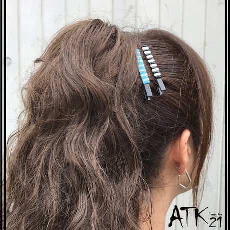 バイカラー ボーダー ストライプ ヘアクリップ 髪留め 前髪 ポイントアクセ サイド留め 簡単ヘアアレンジ 大人レディ レディース ヘアアクセサリー：HD190601