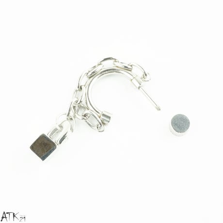 片耳用（1個売り）フープ チェーン スクエアキューブ 16G ステンレスピアス Surgical Steel 316L 軟骨ピアス メンズ レディース ユニセックス アクセサリー：MPS171001