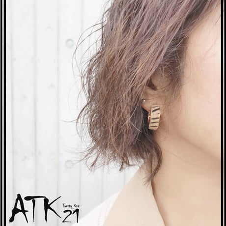 （2点セット）秋冬 ハラコピアス C型ピアス フープピアス おしゃれ  スタッド レディース  アクセサリー  ：PHK191101