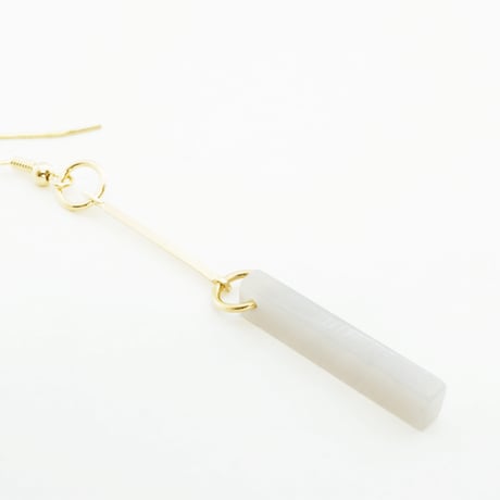 サークル バー アシンメトリー フックピアス 揺れるピアス トレンド 大人 レディース アクセサリー：PHL170601