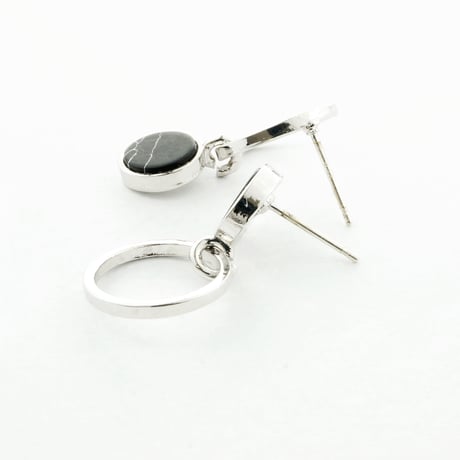 大理石 マーブル サークル オープンサークル アシンメトリー ピアス シンプル レディース アクセサリー：PA170201