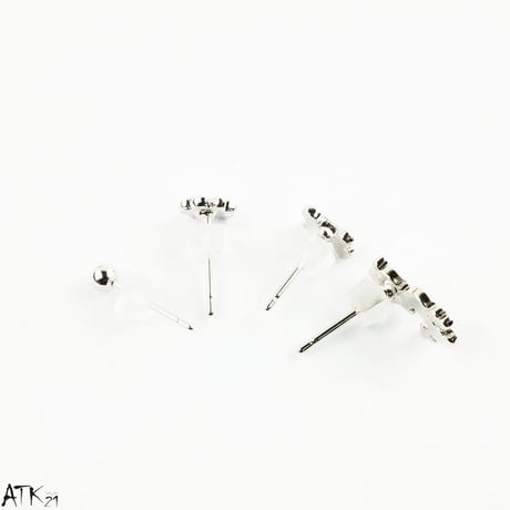 (4個セット）プードル 犬 足跡 肉球 骨 ボーン bone セットピアス アシンメトリーピアス 遊び心 おもしろ ピアス メンズ レディース ユニセックス アクセサリー：PSS170805