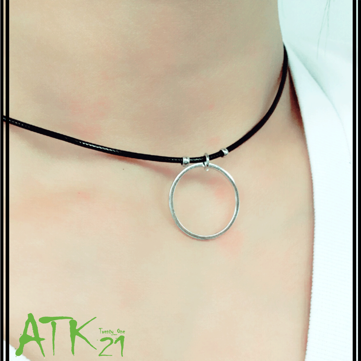 レザーコード サークル スクエア トライアングル チョーカー