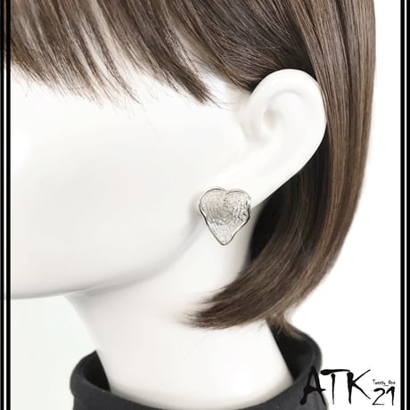 (2点セット）変形 ハート 透かし ピアス スタッドピアス 涼しげ シルバー ゴールド レディース アクセサリー：PM190601