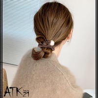 大粒パール付き ヘアゴム シュシュ 簡単ヘアアレンジ ヘアポニー ハーフアップ まとめ髪 髪留め レディース ヘアアクセサリー 韓国アクセサリー 送料無料