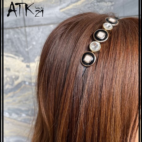 大人カチューシャ レトロ シンプル カチューシャ 髪留め 簡単ヘアアレンジ レディース 大人 ヘアアクセサリー 韓国アクセサリー