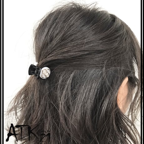 フラワー モノトーン サークル ミニバンスクリップ  小さ目 しっかりホールド ヘアアレンジのポイント 髪留め 簡単ヘアアレンジ レディース ヘアアクセサリー：HBS190601