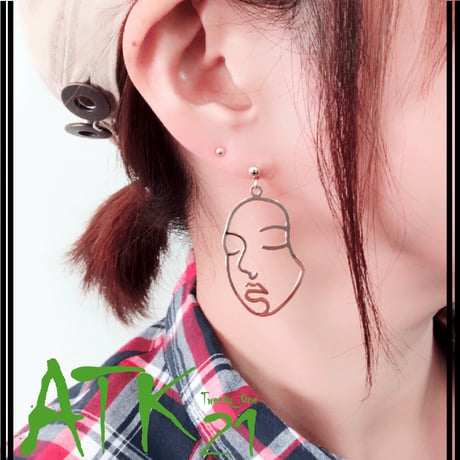 フェイスモチーフ ピアス スタッドピアス 顔 メタル ゴールド ユーモア おもしろ メンズ レディース ユニセックス アクセサリー：PKL170905