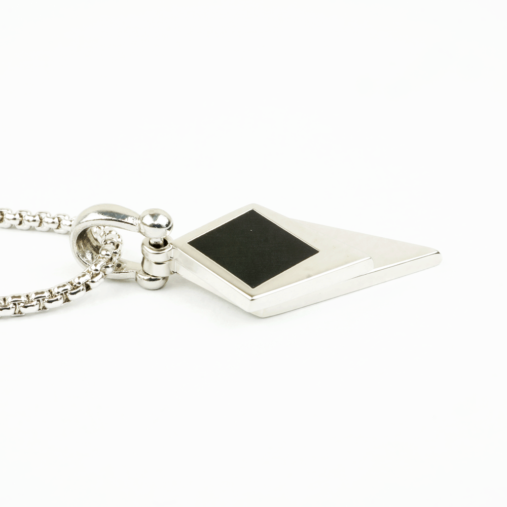 ひし形 2シート ブラックコーティング プレートネックレス