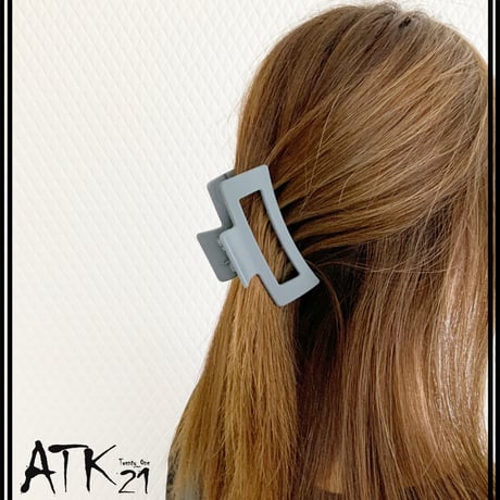 オープン スクエア マットカラー 上品 シンプル バンスクリップ へアクリップ しっかりホールド 簡単ヘアアレンジ 髪留め レディース ヘアアクセサリー