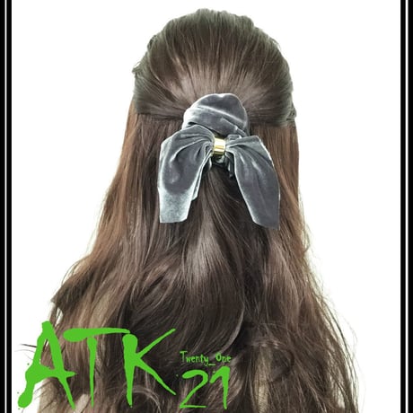 ベルベット リボン シュシュ ヘアゴム メタルプレート 簡単ヘアアレンジ ヘアポニー ハーフアップ まとめ髪 レディース ヘアアクセサリー：HS170904