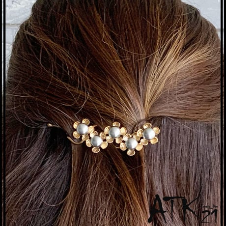 フラワー パール ヘアピン ヘアクリップ ゴールド ウェーブ ヘアピン  簡単ヘアアレンジ 髪どめ 前髪 レディース ヘアアクセサリー