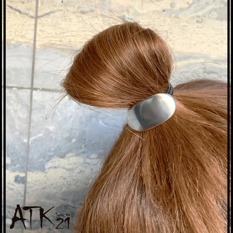 スクエア メタル  ヘアゴム ヘアポニー 髪留め 簡単ヘアアレンジ シンプル オフィス キレイ目 大人 レディース ヘアアクセサリー
