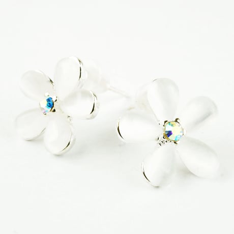 フラワー スワロフスキー クリアカラー キュート スタッド ピアス おしゃれ 大人可愛い レディース アクセサリー：PKM160206