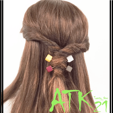 ヘアバトン マーブルカラー スクエア キューブ  さすだけ簡単ヘアアクセ ヘアアレンジ  ハーフアップ アップヘア レディース ヘアアクセサリー：HBN170904