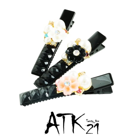 フラワー パール ストーン ブラックビーズ 大人可愛い ヘアクリップ 上品 ダッカール シンプル まとめ髪のポイント 髪留め レディース ヘアアクセサリー