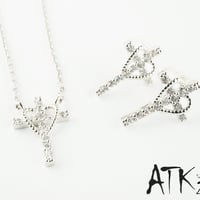 （ピアス ネックレス２点 セット BOX付ラッピング無料）クロス×オープンハート ラインストーン キュービックジルコニア ネックレス＆ピアスセット おしゃれ レディース 大人 アクセサリー