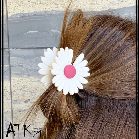 デイジー フラワー マットカラー バンスクリップ ヘアクリップ 髪留め 簡単ヘアアレンジ レディース ヘアアクセサリー