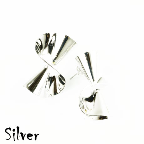 変形ピアス スタッドピアス ゴールド シルバー 大人 個性的 レディース アクセサリー：PM171201