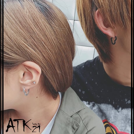 両耳用（2点セット）ハート Heart モチーフピアス フープピアス 可愛い 人気 おしゃれ 大人アクセ メンズ レディース ユニセックス アクセサリー：HPB190701
