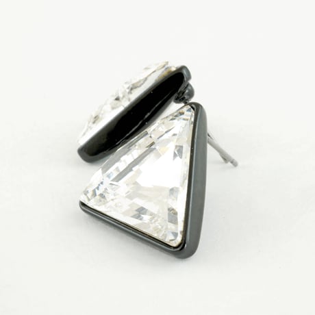 ✧ラッピング無料BOX付✧ SWAROVSKI トライアングル スワロフスキー スタッド ピアス 大人 上品 カジュアル おしゃれ アクセサリー：PSW1310004
