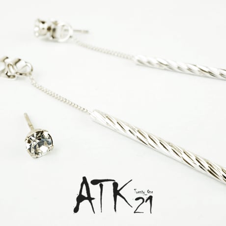 ツイスト バー スウィング 揺れる 一粒ストーン バックキャッチピアス 華奢 シルバー レディース アクセサリー：PL160203
