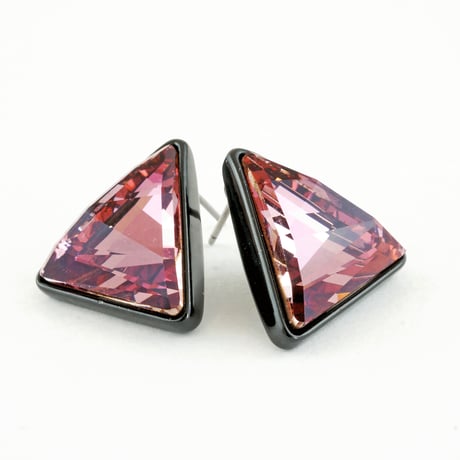 ✧ラッピング無料BOX付✧ SWAROVSKI トライアングル スワロフスキー スタッド ピアス 大人 上品 カジュアル おしゃれ アクセサリー：PSW1310004