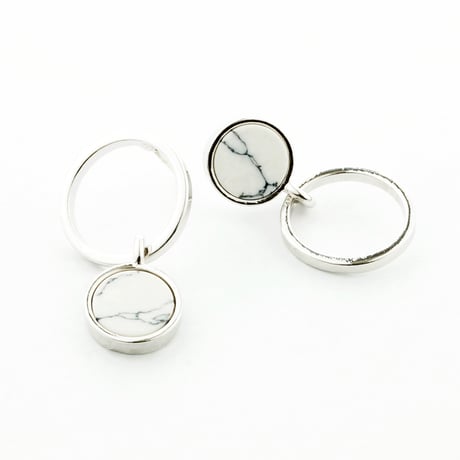 大理石 マーブル サークル オープンサークル アシンメトリー ピアス シンプル レディース アクセサリー：PA170201