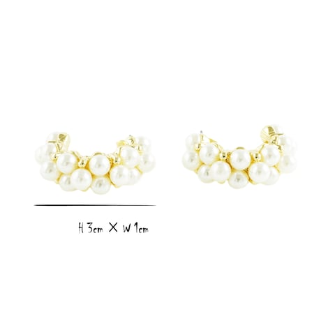 3連 セミサークル パール ピアス　フープ ゴールド フェミニン パーティー おしゃれ 人気 レディース アクセサリー：PPS190301