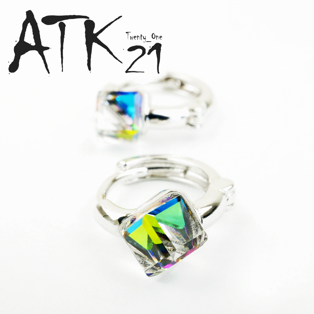 両耳用（2個セット） オーロラ スワロフスキー SWAROVSKI フープ