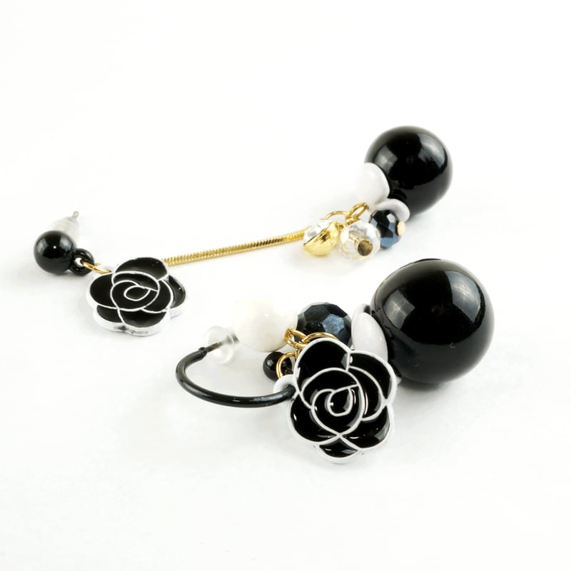 パール カメリア スワロフスキー スイング アシンメトリーピアス