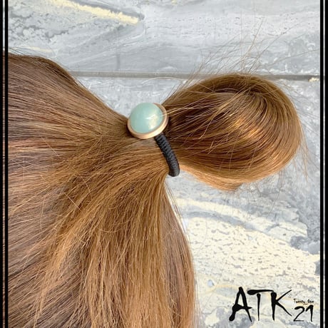 ぷっくりドーム ラメ入り ヘアゴム ヘアポニー キラキラ 髪留め 簡単ヘアアレンジ シンプル オフィス レディース ヘアアクセサリー