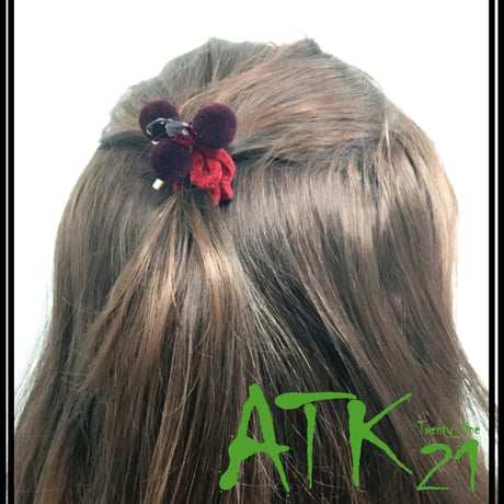 ビジュー ポンポン付きヘアゴム 2連 ヘアポニー レディース ヘアアクセサリー：HG161003