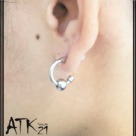 片耳用（1個売り）フープ  シルバーボール 16G ステンレスピアス Surgical Steel 316L 軟骨 ボディ メンズ レディース ユニセックス アクセサリー：MPS171004