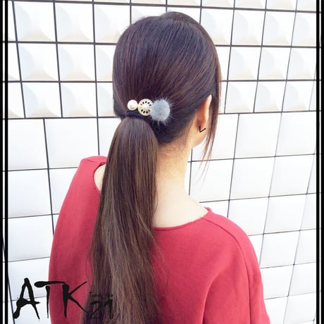ファー アンティーク ゴールド 透かし サークル パール  かわいい 髪留め 前髪 ダッカール ヘアクリップ 簡単ヘアアレンジ レディース ヘアアクセサリー：HD180901