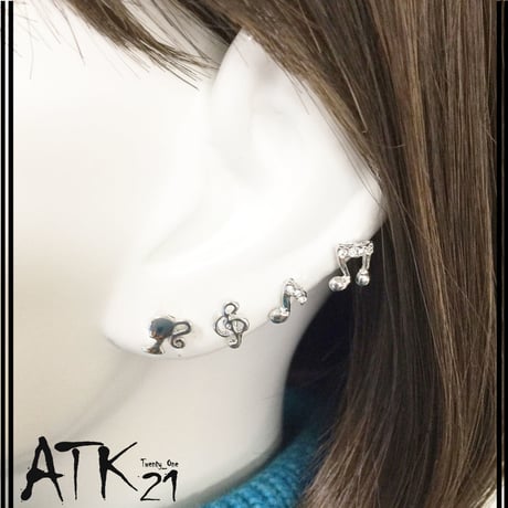 (4点セット）It's a Girl Barbie Music symbol バービー 人形 ドール 音楽 音符 トーン記号 ピアス スタッドピアス レディース アクセサリー：PSS180901