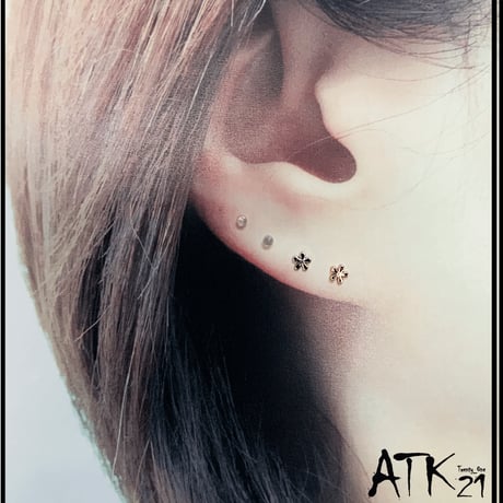 (4点セット）フラワーモチーフ ボール 樹脂ピアス 透明ピアス 18G ゴムキャッチ アクリル メンズ レディース ユニセックス アクセサリー：PSS200107