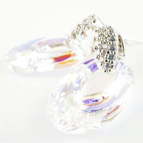 オーバル スワロフスキー SWAROVSKI ヘリオス ピアス オーロラ ブラック 大人コーデ レディース アクセサリー✧ラッピング無料BOX付✧：PSW1303001