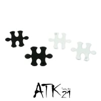 パズルピース モチーフ ピアス  スタッドピアス  ブラック ホワイト メンズ レディース ユニセックス アクセサリー：PKS180702