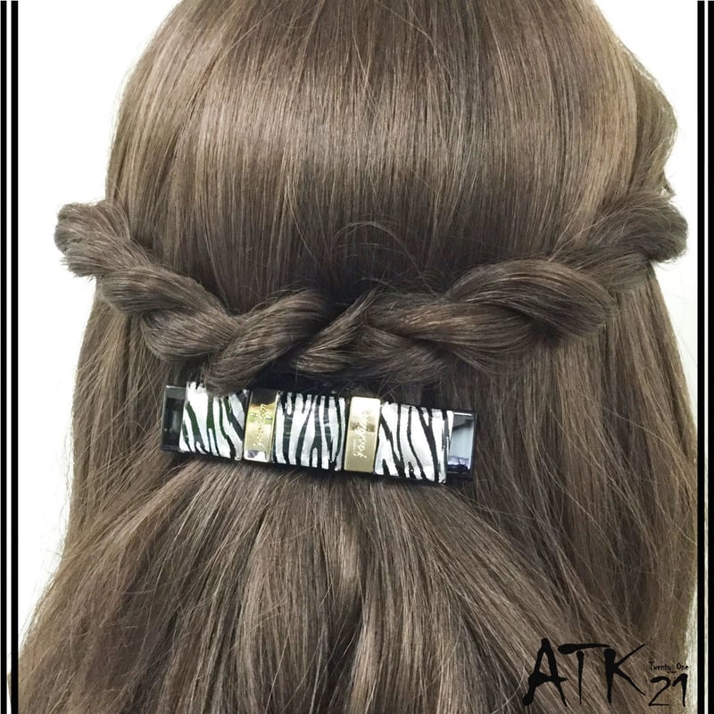 ゼブラ レオパード バレッタ 辛口テイスト 大人アクセ ヘアクリップ 髪