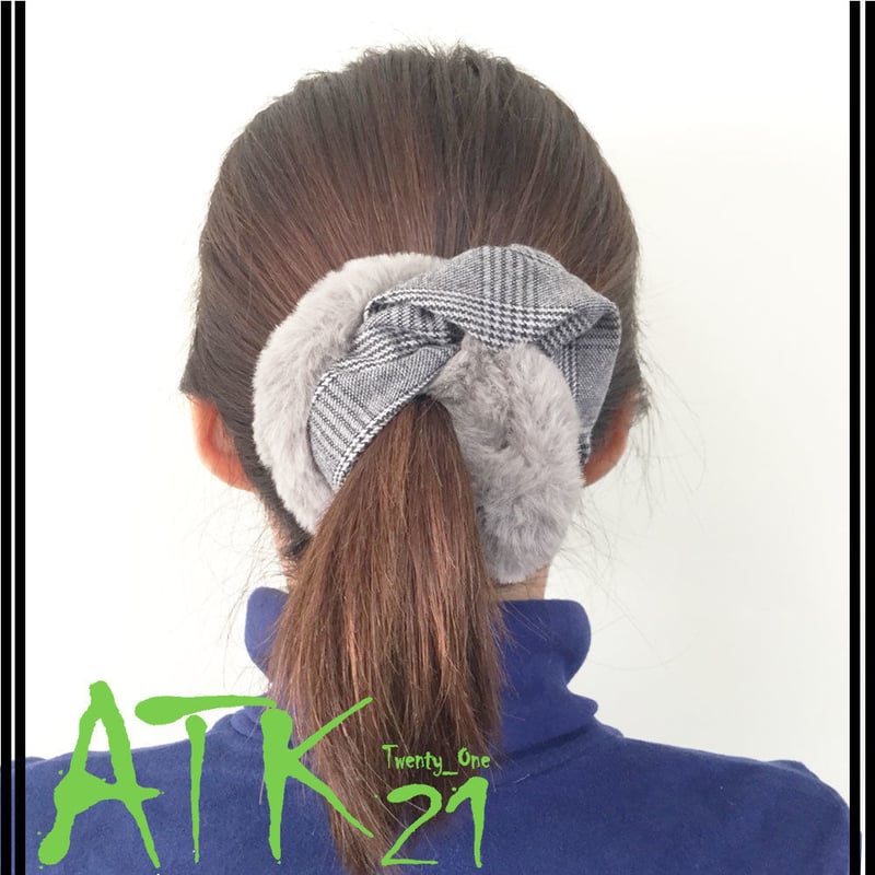 フェイクファー グレンチェック シュシュ ヘアゴム 簡単ヘアアレンジ