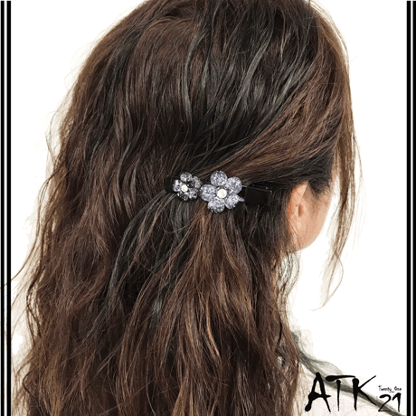 フラワー ラメ入り 一粒ストーン かわいい 髪留め 前髪 フォーククリップ ヘアクリップ 簡単ヘアアレンジ レディース ヘアアクセサリー：HD181102