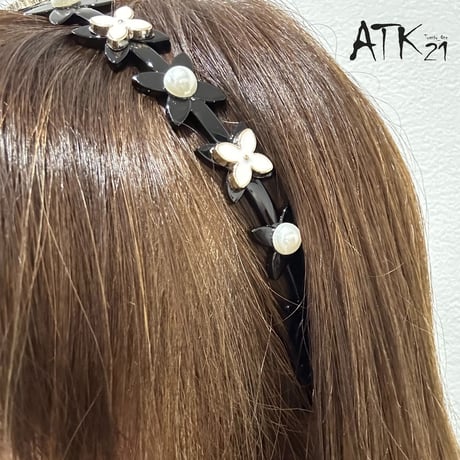 フラワー お花 パール カチューシャ 大人 可愛い かわいい 子供 レディース  簡単ヘアアレンジ ヘアアクセサリー