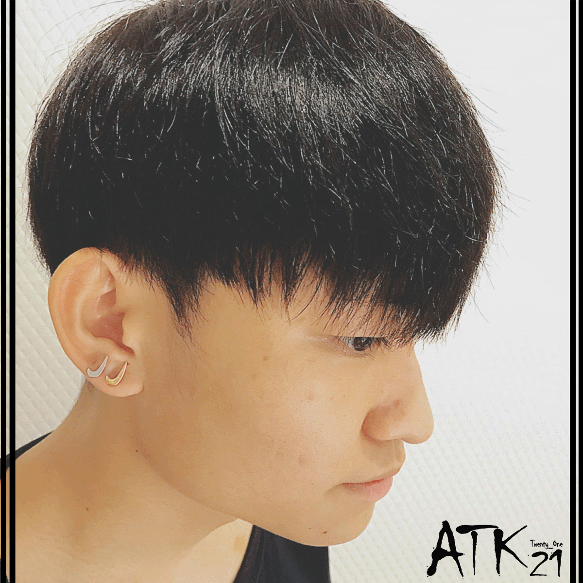 NIKE ピアス Supreme x Nike - 14k Solid Gold Swoosh Logo Earring (FW18