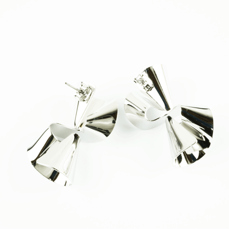 変形ピアス スタッドピアス ゴールド シルバー 大人 個性的 レディース アクセサリー：PM171201
