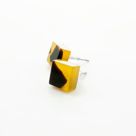 べっ甲 スクエア スタッド ピアス きれいめ カジュアル レディース アクセサリー：PKS170202