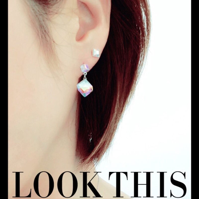 キューブ スクエア SWAROVSKI スワロフスキー ピアス オーロラ