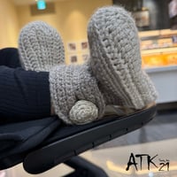 秋冬限定 あったかアクリルベビーブーツ 手編み グラデーション 淡いカラー 毛糸 ファーストシューズ 赤ちゃん ハンドメイド ベビーギフト バースデー