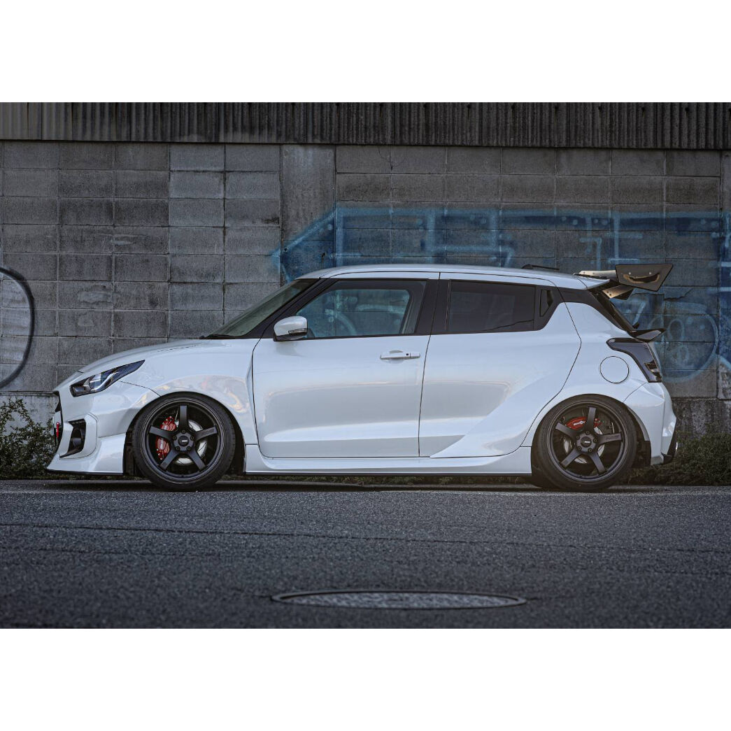 SWIFT SPORT ZC33S用の未使用ワイドボディキット ワイドボディキット【SWIFT SPORT ZC33S】 | Result Japan ONL